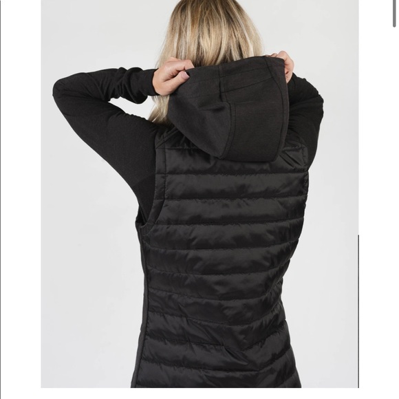 Flag nor Fail Black Medium lightweight tek vest with hood - Picture 4 of 14